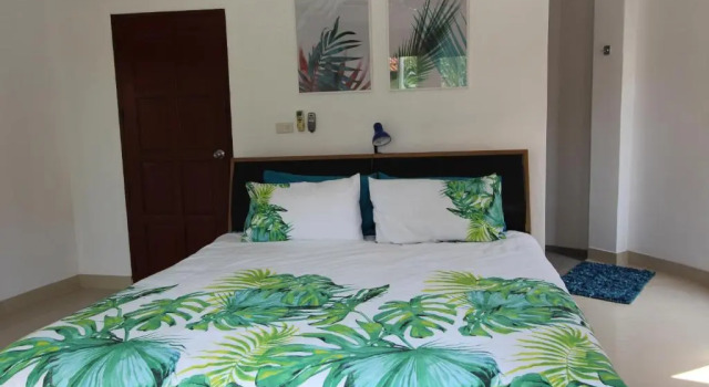 4 bedroom villa- sleeps 8, Забронировать Отель Отели провинции Прачуапкхирикхан с бассейном, Бассейн