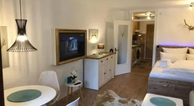 Apartment Haus Föhrenwald, 予約 アパートメント ゼーフェルト・イン・チロル Karwendel