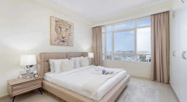 1 Bedroom in Marina With Stunning Ain Dubai View
