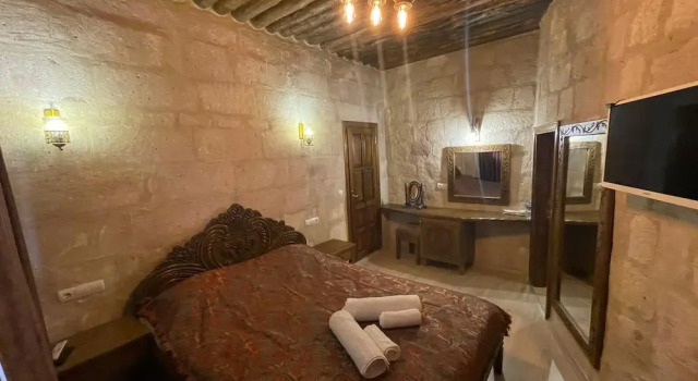 Bella Vista Stone House