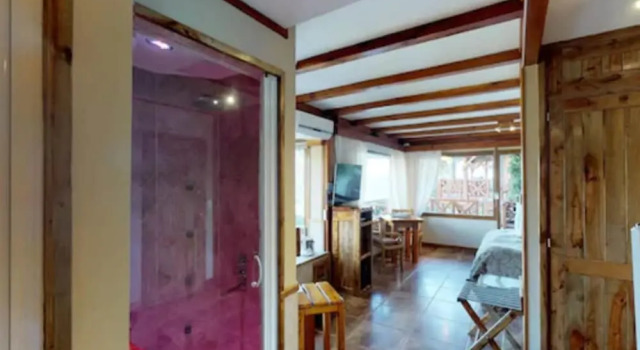 Двухместный номер Standard c 1 комнатой с балконом и с видом на озеро Charming Residences & Suites with Private Spa