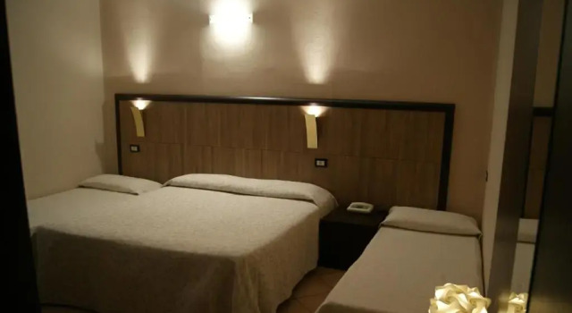 Четырёхместный номер Standard Hotel Rossi