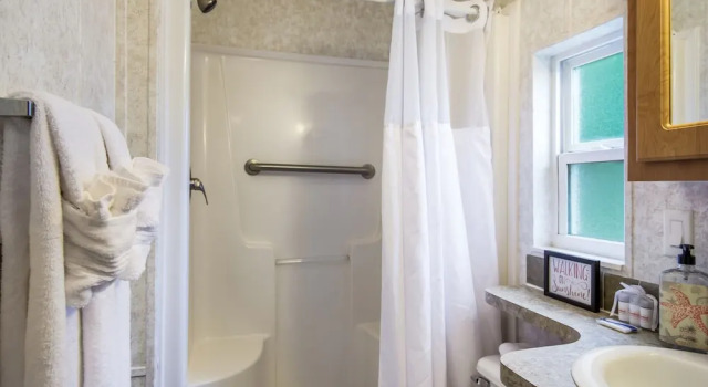 Коттедж с 3 комнатами Bethpage Camp-Resort
