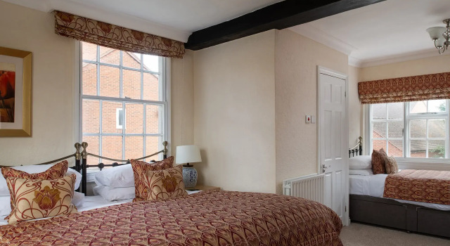 Трёхместный номер Deluxe Springfield House - Birmingham Airport & NEC