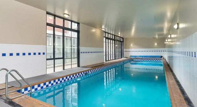 QV Penthouse Apt in the Connaught - 441