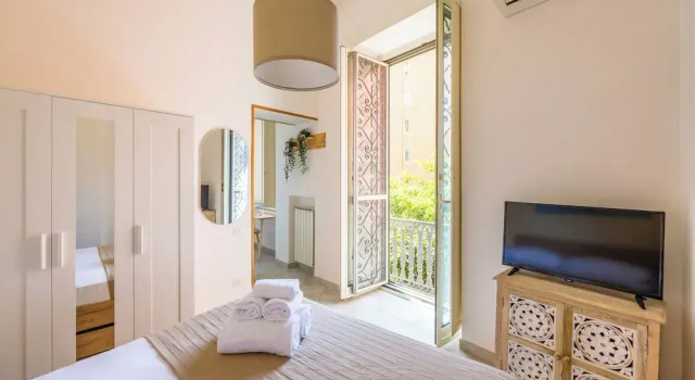 Smooth Vibes at Chiaia by Napoliapartments