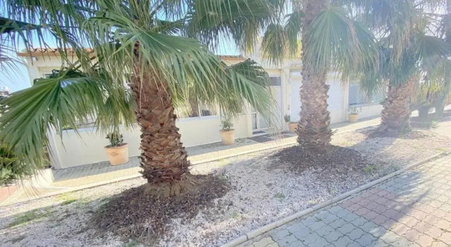Апартаменты Village Naturiste Studio en RDJ ,Piscine ,Parking