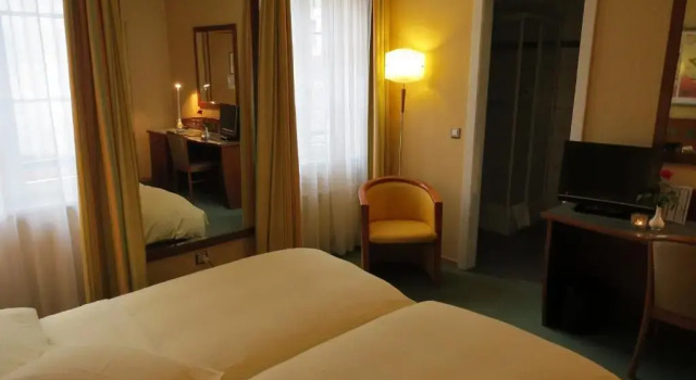 Двухместный номер Economy Hôtel du Port