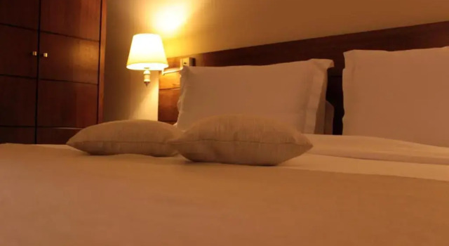 Полулюкс Cosmopolitan Hotel