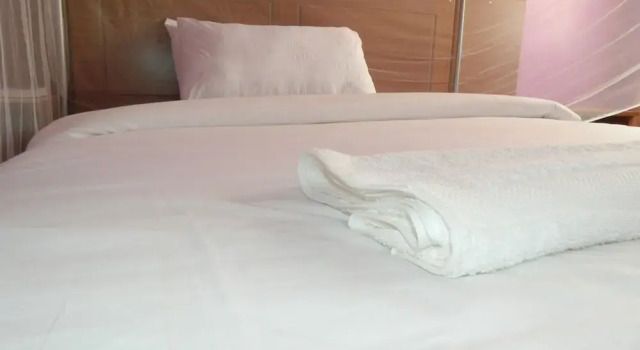 Chrysalis Guest House & Restaurant Embu, Book Guesthouse Cheap Hotels in Embu