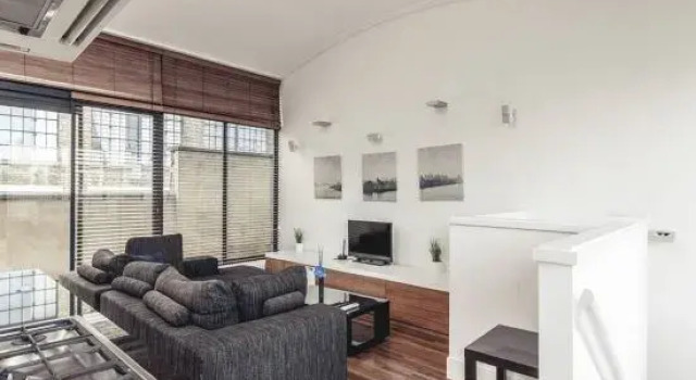 Long Lane Penthouse, Забронировать Отель Саутворк Лондон, рядом с St Olaf House