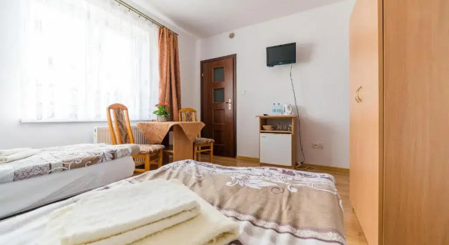 Hawet, Book Hotel Jastrzębia Góra 