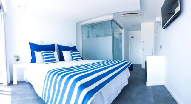 Двухместный номер Deluxe с балконом и с видом на море Hotel Boutique La Marquesina - Adults Only