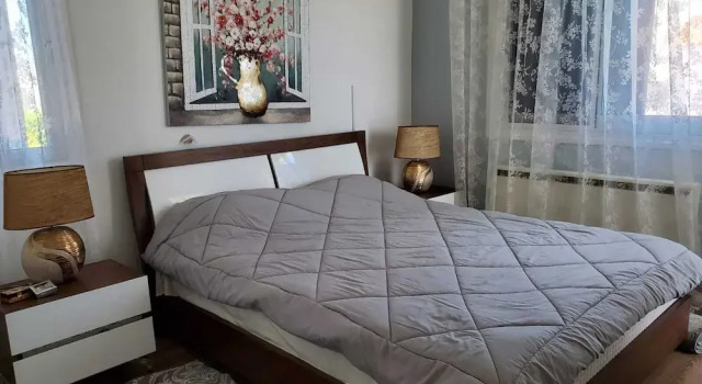 Charming 3-bed Villa in Protaras With Heated Pool, Rezervovat Vila Protaras Famagusta, poblíž Lombardi Beach