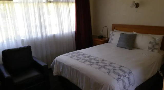 Двухместный номер Deluxe Kaniva Midway Motel