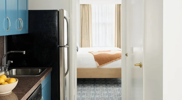 Апартаменты Rusk House Serviced Apartments
