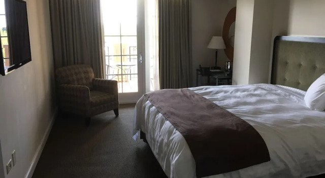 Двухместный номер Superior с балконом The Glen Club