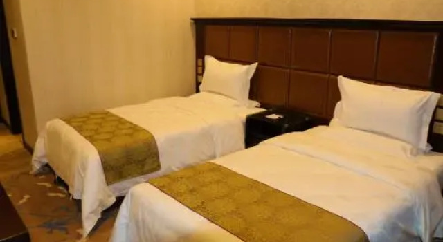 Level of Details International Hotel, Book Hotel Hoteller i Saihan med parkering, Parkering