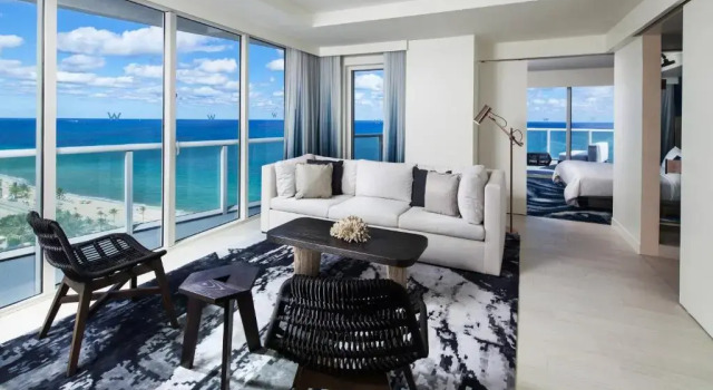 Двухместный люкс Oasis c 1 комнатой с балконом и oceanfront W Fort Lauderdale