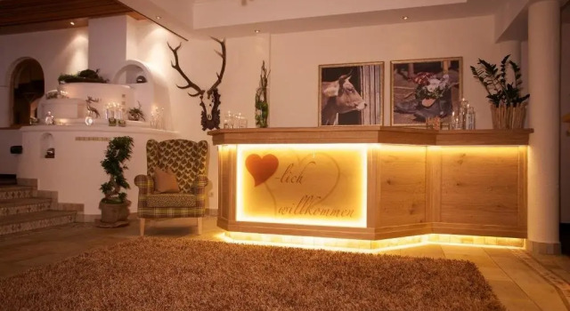 Hotel DreiSonnen, Rezervovat Hotel Hotely v Tyrolsko se snídaní, Snídaně