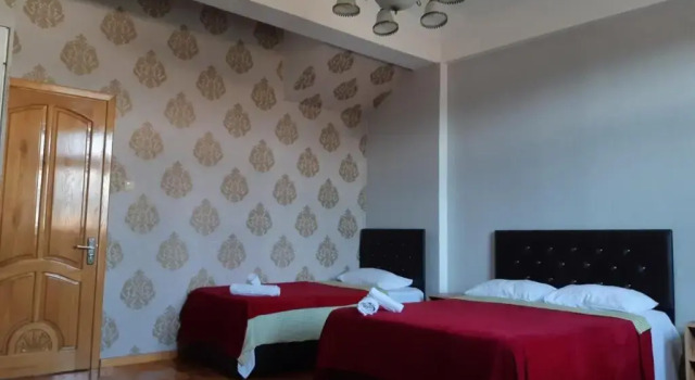 Dzveli Batumi, Забронировать Отель Отели Батуми с парковкой, рядом с Фонтан Нептуна, Парковка