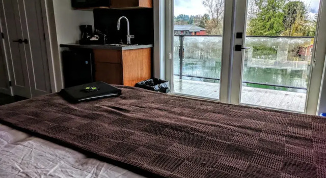 Номер Superior Riverside Inn