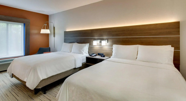 Люкс Holiday Inn Express Hotel & Suites - Atlanta/Emory University Area by IHG