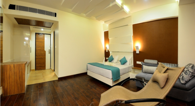 Hotel Vijay Elanza, Забронировать Отель Отели штата Тамилнада с бассейном, Бассейн