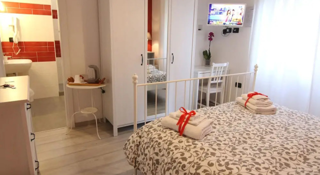 Номер Classic "7 SORELLE B&B" camere in pieno centro città con bagno privato, FREE HIGH SPEED WI-FI, NETFLIX