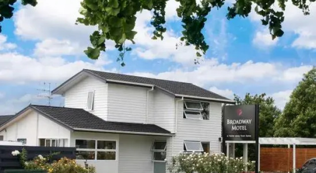 Broadway Motel & Miro Court Villas, Buchen Sie Motel SPA-Hotels in Waikato, SPA