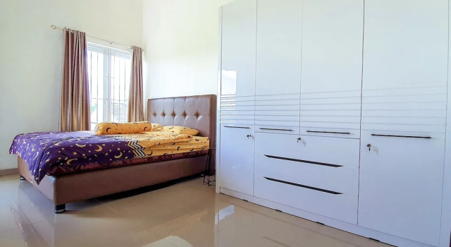 Villa Villa Mangli Monochrome Syariah by eCommerceloka