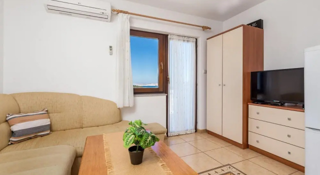 Nice Home in Jablanac With Wifi and 1 Bedrooms, Rezerwuj Hotel  