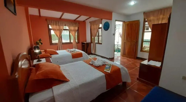 Трёхместный номер Standard с балконом и с красивым видом из окна Suymar Ecolodge Galapagos