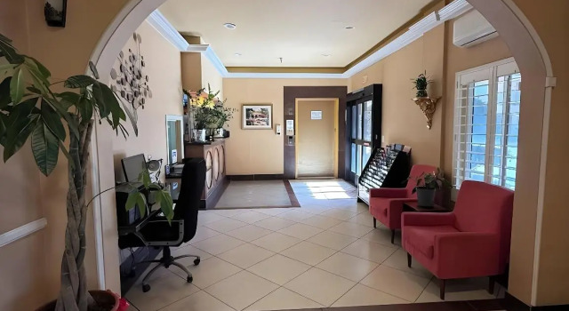 Garvey Inn Hotel - 小台北酒店, Monterey Park