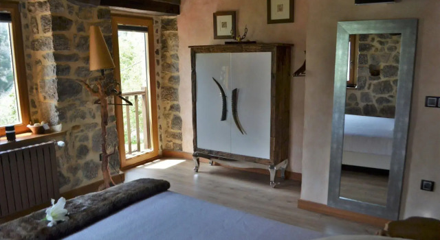 Casa Maru, Book Hotel Hotels in Asturias with Parking, Parking