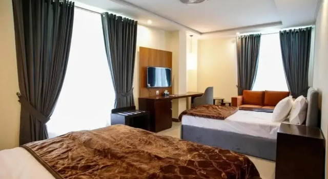 Люкс Grand Premium Continental Hotel