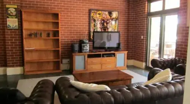 Holiday on Mostyn, Book Hotel Castlemaine Goldfields