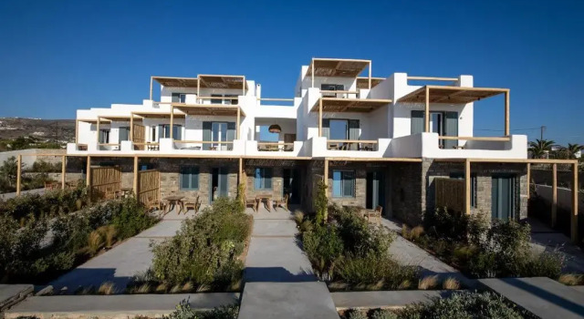 Seesoo Paros Beachfront Luxury Hideaway