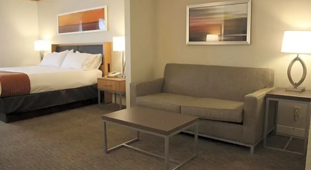 Номер Standard с видом на озеро Holiday Inn Express Munising-Lakeview by IHG