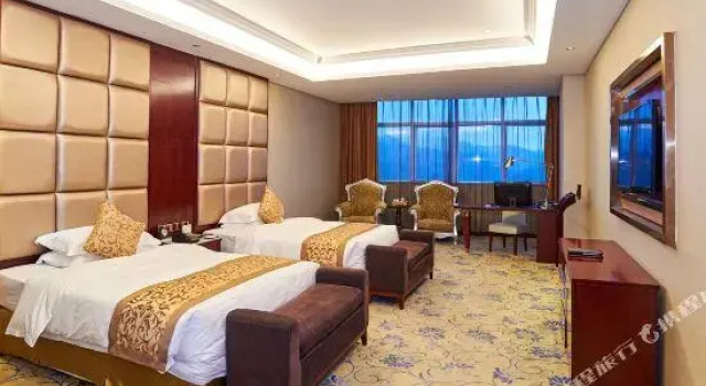 Люкс Ramada Plaza Shaowu