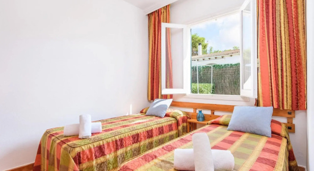 VILLA DUNA in Ciutadella de Menorca, Prenota Villa Ville a Isole Baleari, Villa