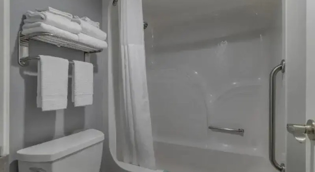 Suite Quality Inn Kodak Sevierville