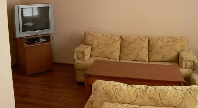 Velena Hotel, Rezervovat Hotel Hotely v Trojan s parkováním, Parkování
