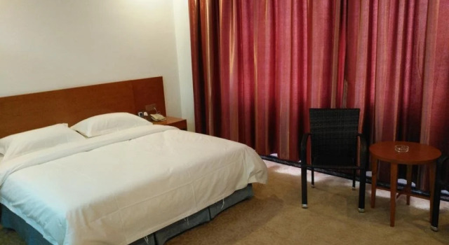 Xinsanhe Hotel, Book Hotel Dalingshan Dongguan