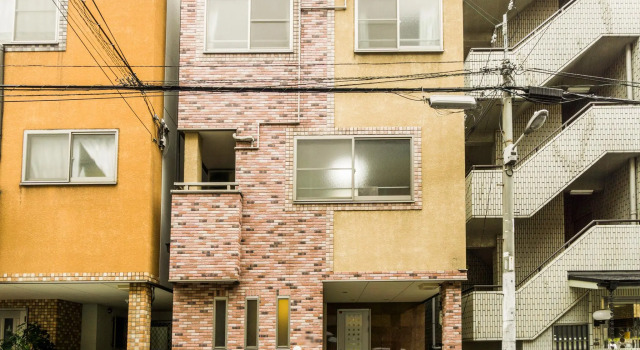 Awaza House