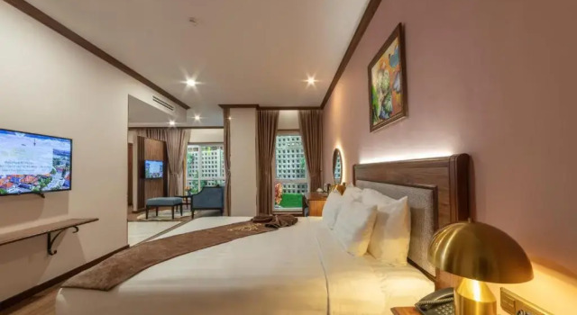 Полулюкс Marigold Hotel Dalat