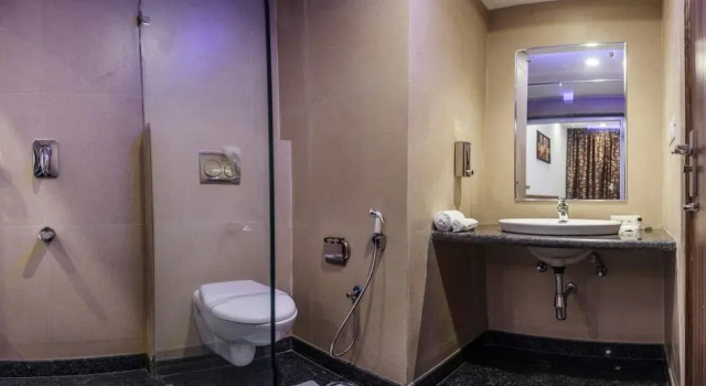 Номер Premium Hotel Suktara International
