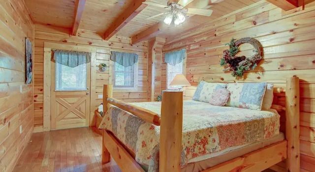 Cloud Nine 1 Bedroom 1 Bathroom Cabin