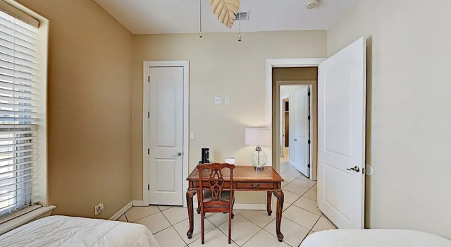 Bright Beach W/ Pool - Steps To The Sand! 2 Bedroom Condo