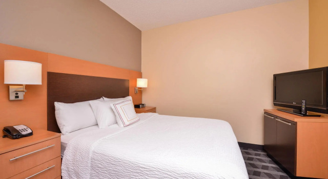 Люкс с 2 комнатами TownePlace Suites Arundel Mills BWI Airport